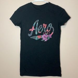 Black Aeropostale graphic T-shirt in adult XS